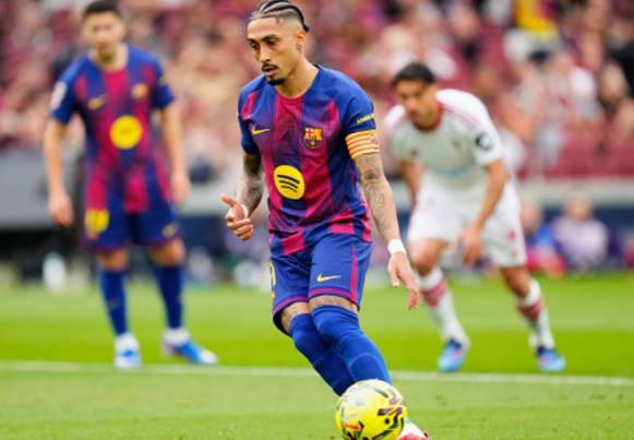 乐鱼网页版-拉菲尼亚单场西甲比赛前21分钟打进两粒点球，为21世纪第一人